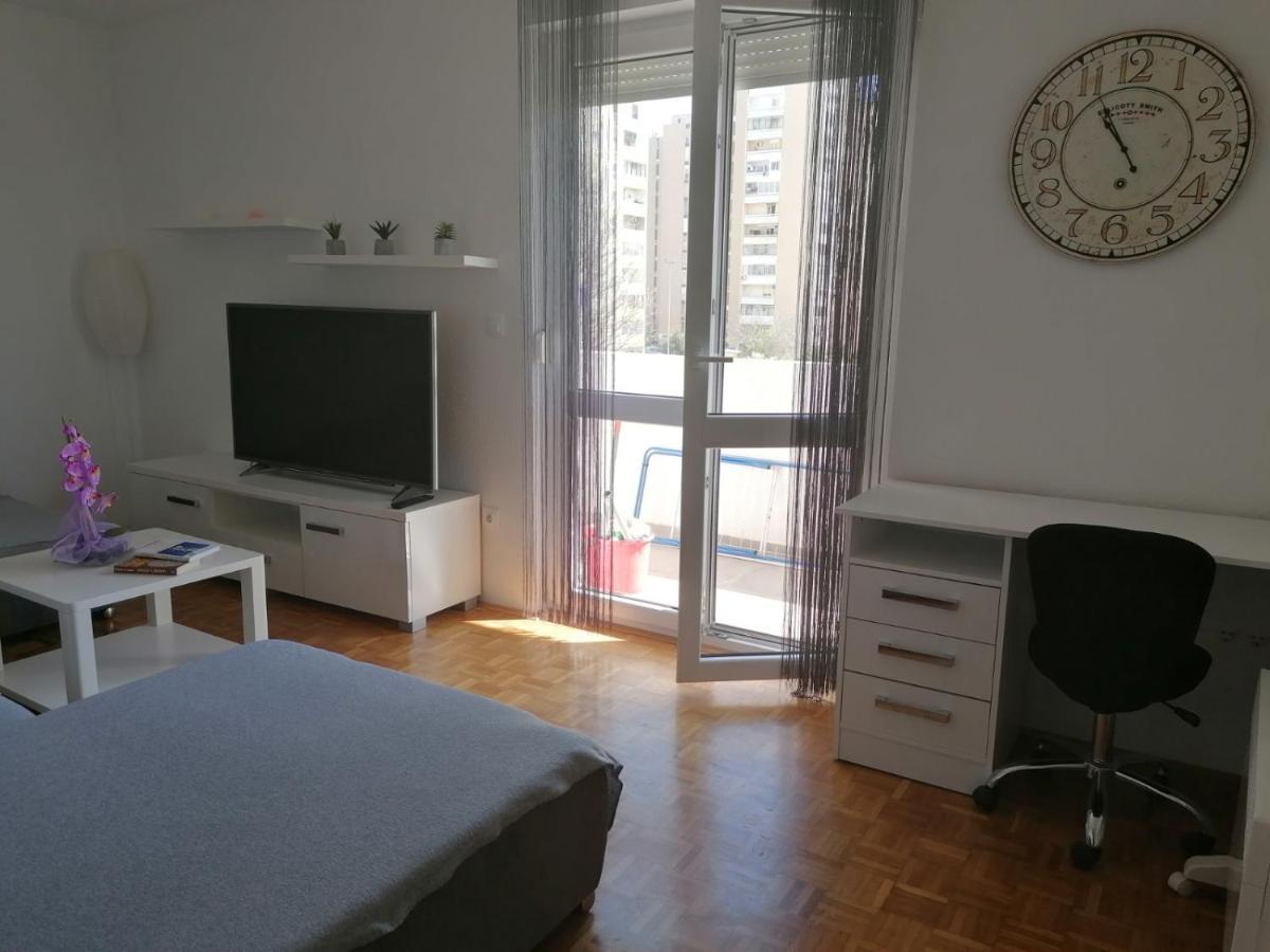 Apartman Petra 普拉 外观 照片