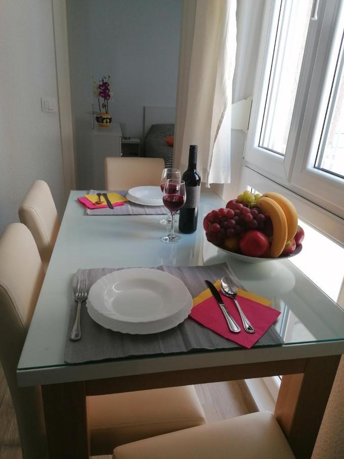 Apartman Petra 普拉 外观 照片